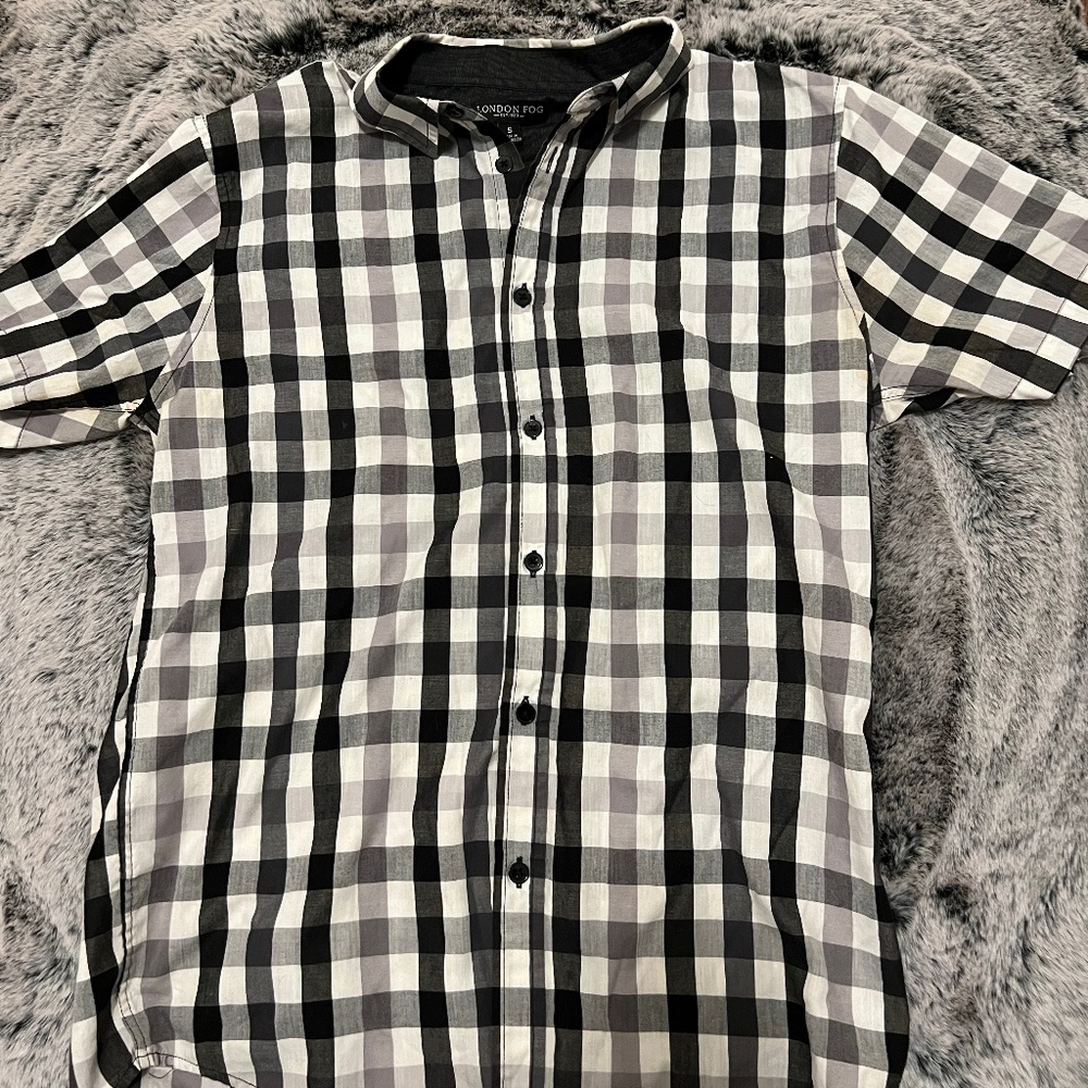 London Fog Mens Button Down Short Sleeve Shirt - Size Small